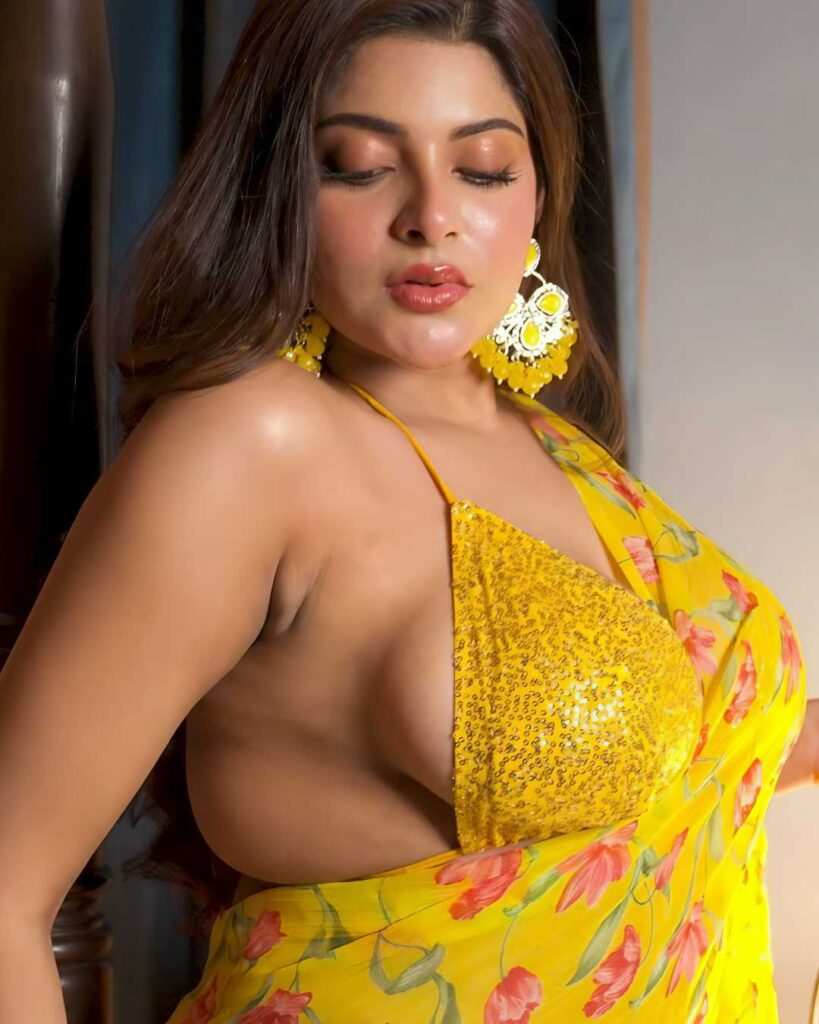 Chandrika Desai sexy