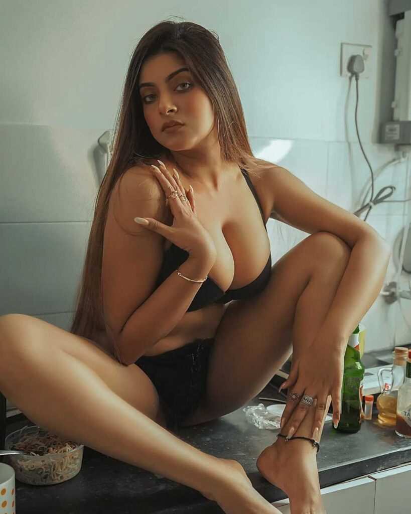 Chandrika Desai boobs photo