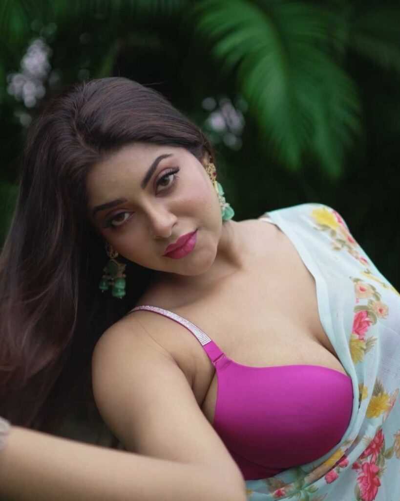 Chandrika Desai bold pics